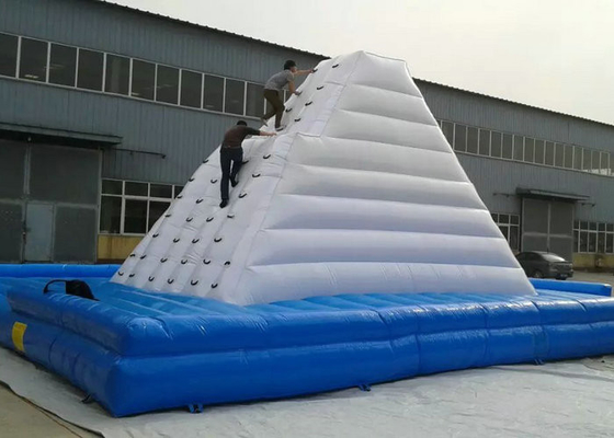 دیوار کوهنوردی بادی بادکنکی