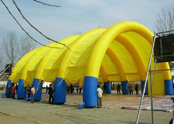 PVC قرمز بیرونی چادر بیرونی پوشش نایلون برای کسب و کار تبلیغات