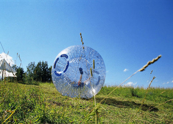 چمن زنی اسباب بازی های بیرونی تورم 2.2m 2.6m Diameter Zorbing Roller Ball Bubble